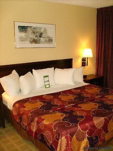 Americas Best Value Inn & Suites Extended Stay - Tulsa Chambre photo
