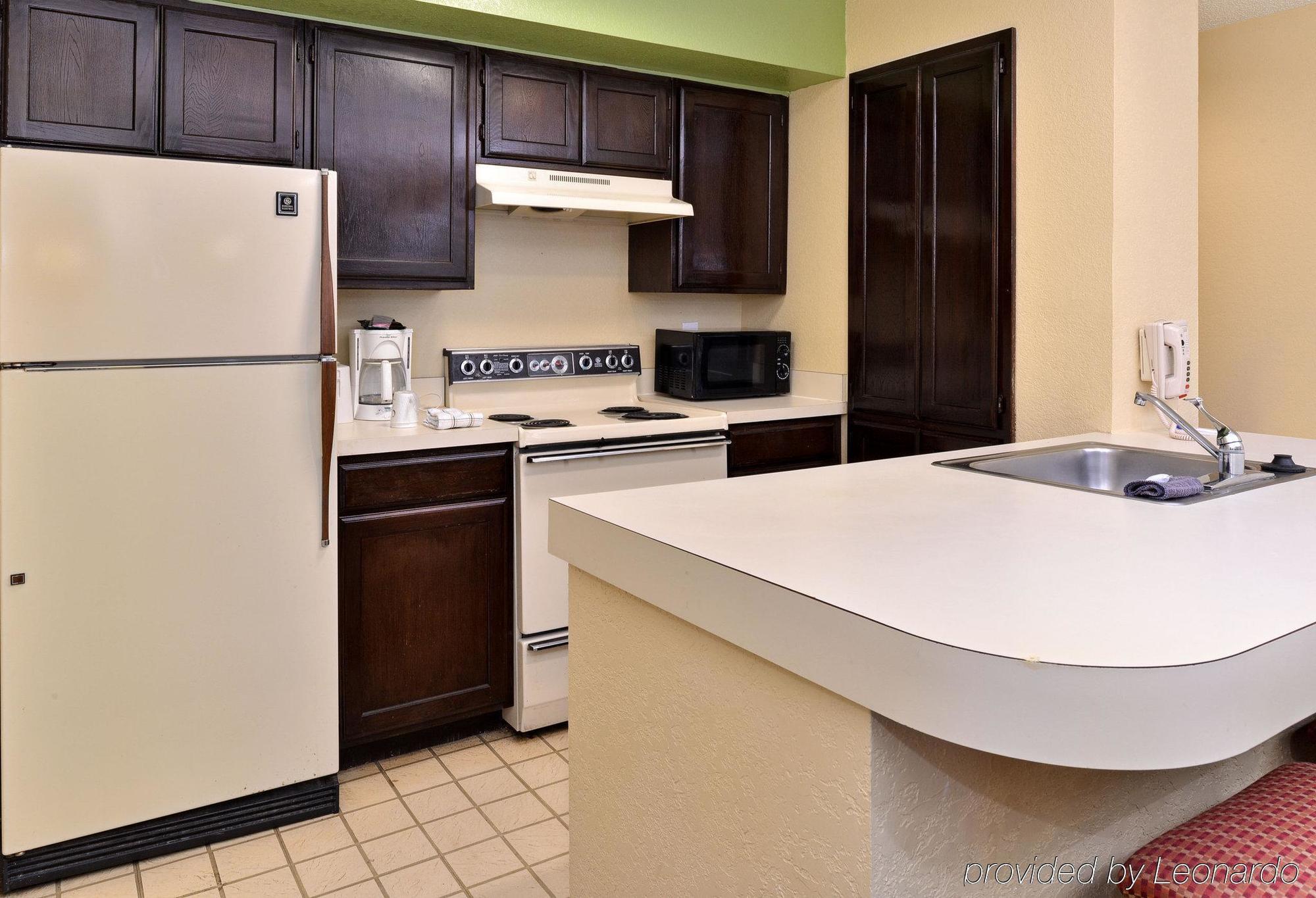 Americas Best Value Inn & Suites Extended Stay - Tulsa Extérieur photo