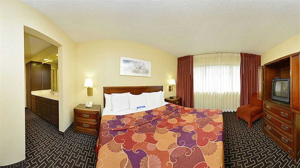 Americas Best Value Inn & Suites Extended Stay - Tulsa Extérieur photo